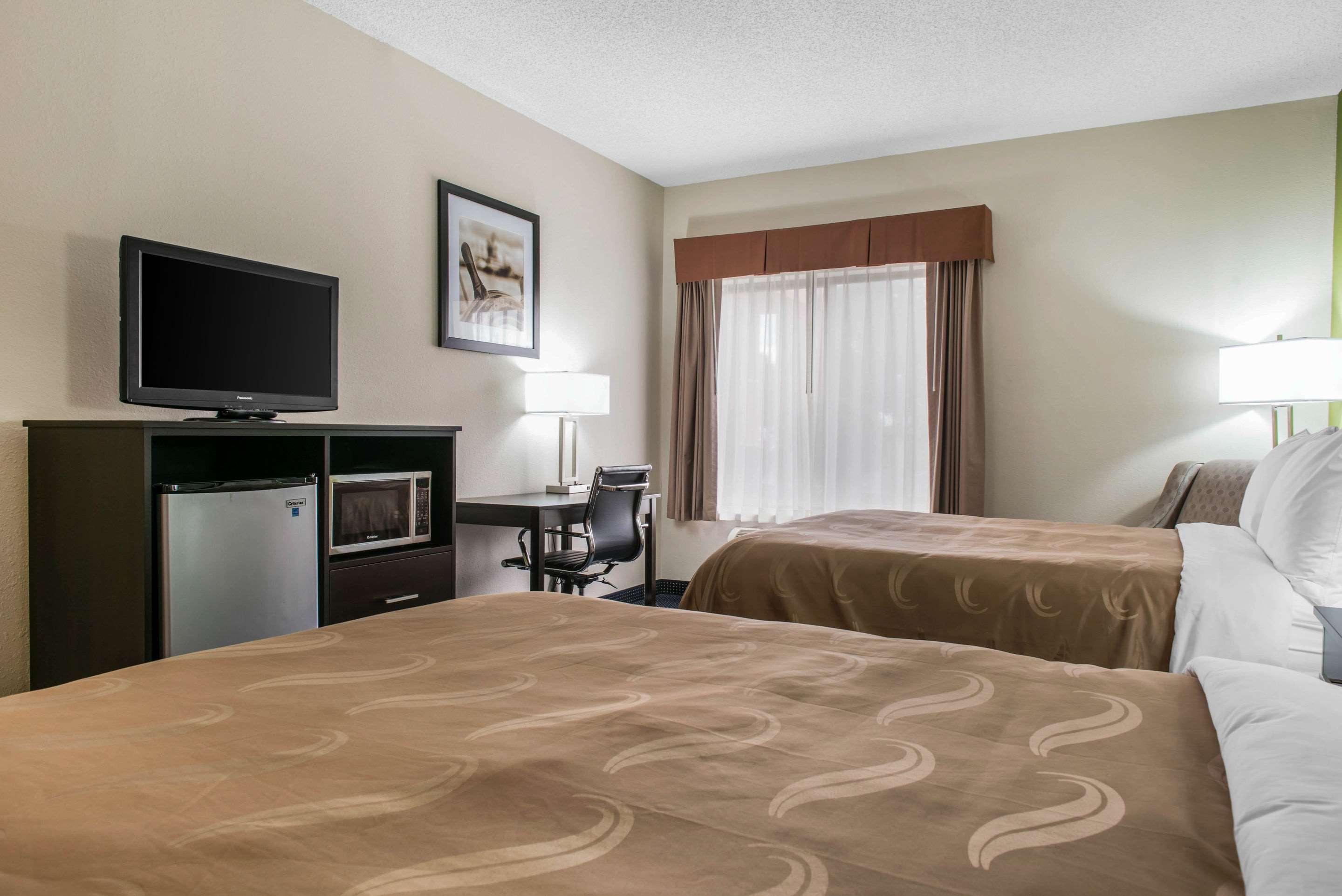 Quality Inn & Suites Anderson I-69 Esterno foto