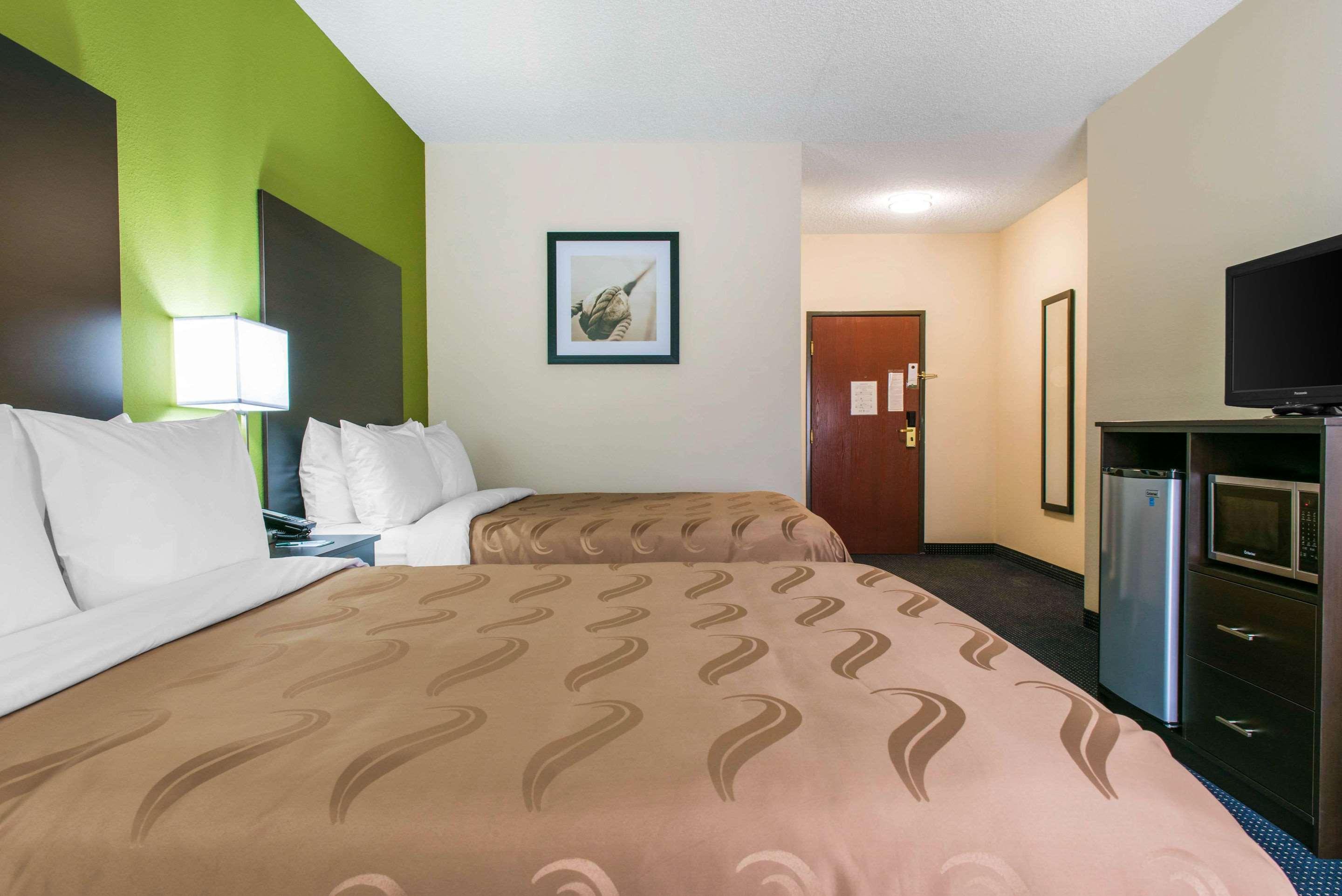 Quality Inn & Suites Anderson I-69 Esterno foto