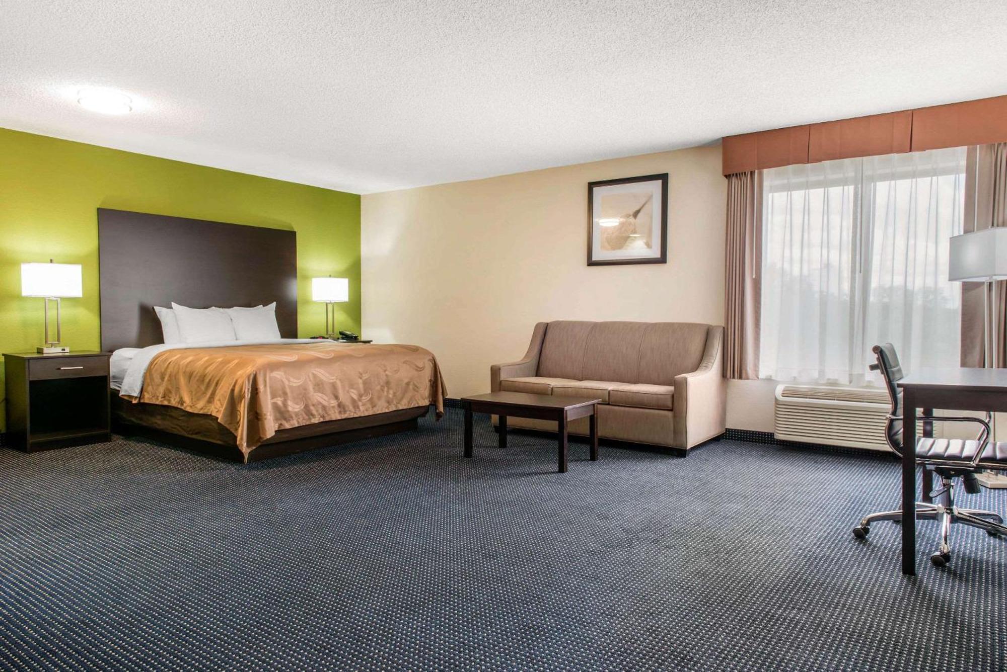 Quality Inn & Suites Anderson I-69 Esterno foto