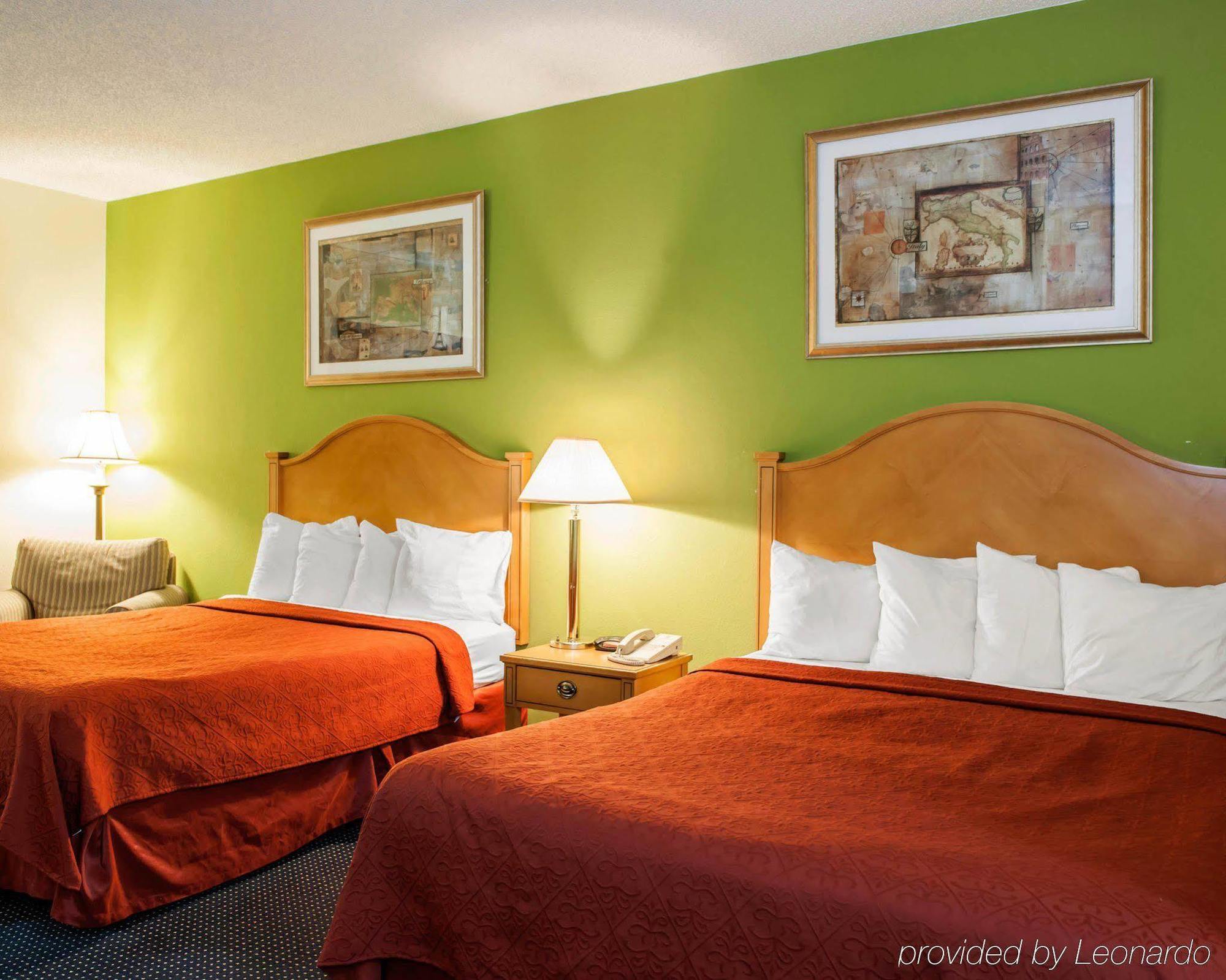 Quality Inn & Suites Anderson I-69 Esterno foto